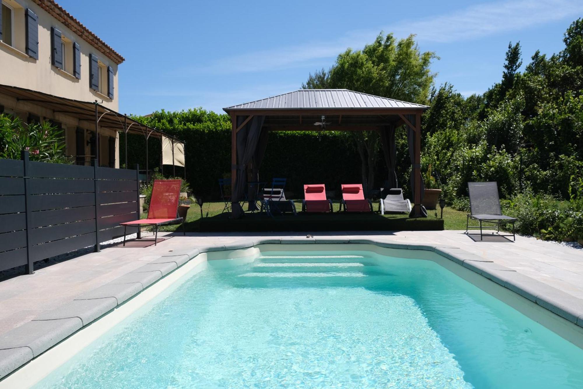 Nice Villa With Pool In Eyguieres Alpilles 6 People Exterior photo